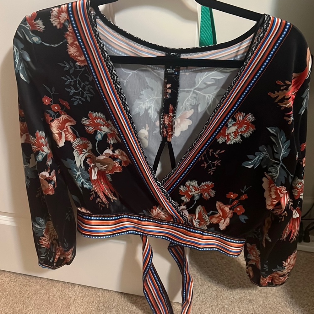 Cute fashion nova crop top